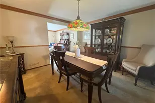 1843 Patricia Dr, South Park, PA 15129 - Photo 9