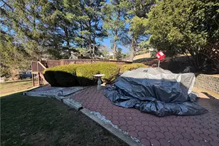 1843 Patricia Dr, South Park, PA 15129 - Photo 23