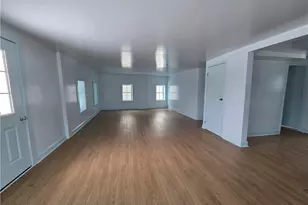 1055 Mercer-New Wilmington Rd, Lackawannock Township, PA 16142 - Photo 7