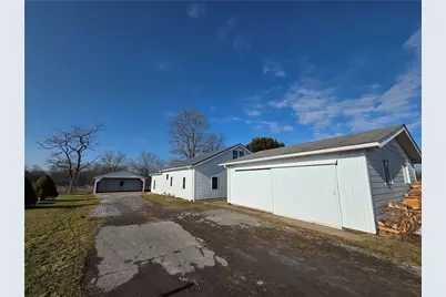 1055 Mercer New Wilmington Road, Lackawannock Township, PA 16142 - Photo 19