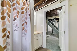 5544 Wilkins Ave, Pittsburgh, PA 15217 - Photo 25