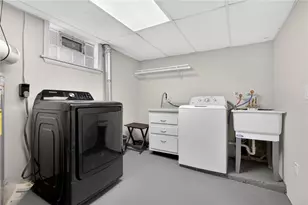 3224 Bookman Ave, Pittsburgh, PA 15227 - Photo 17