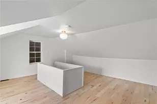 2011 Forbes Ave, Pittsburgh, PA 15219 - Photo 31