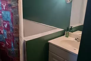 201 Bernstein Ave, Canonsburg, PA 15317 - Photo 9