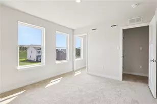 367 Leslie Farms Dr, Connoquenessing Boro, PA 16033 - Photo 15