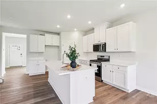 367 Leslie Farms Dr, Connoquenessing Boro, PA 16033 - Photo 5