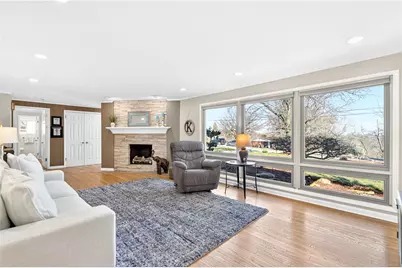 196 Marion Dr, Peters Township, PA 15317 - Photo 5