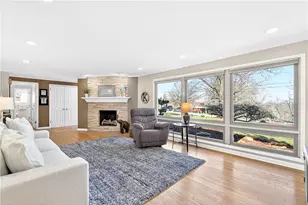 196 Marion Dr, Peters Township, PA 15317 - Photo 5