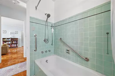 166 N Dithridge Street #5G, Pittsburgh, PA 15213 - Photo 23