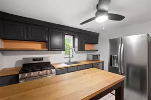 3075 Mt Troy Rd, Pittsburgh, PA 15212 - Photo 11