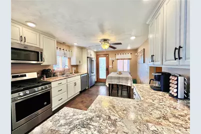 14535 Chris Dr, North Huntingdon, PA 15642 - Photo 13