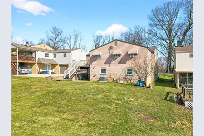 1548 Amelia Ave, South Park, PA 15129 - Photo 7