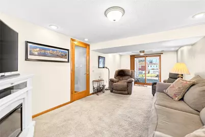 1548 Amelia Ave, South Park, PA 15129 - Photo 23