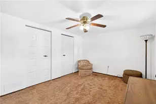 1548 Amelia Ave, South Park, PA 15129 - Photo 33