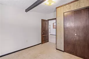 255 Evergreen Ln, Mount Pleasant Township, PA 15610 - Photo 19