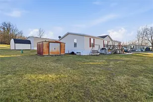 735 Galaxy Dr, Rostraver, PA 15089 - Photo 31