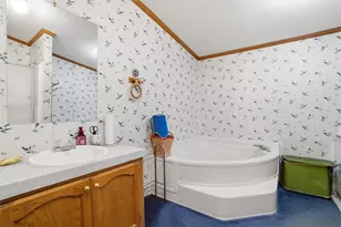 735 Galaxy Dr, Rostraver, PA 15089 - Photo 9