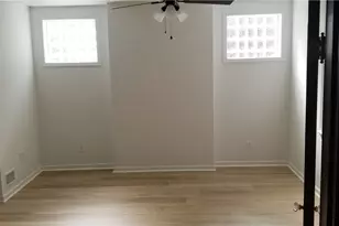 33 Kenmore Ave, Pittsburgh, PA 15221 - Photo 9