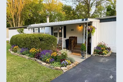 114 Menock Manor Ln, Hempfield Township, PA 15601 - Photo 1