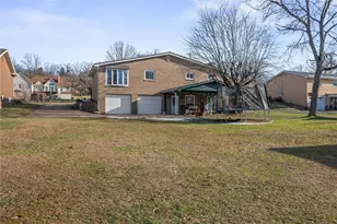 202 James Steet, West Leechburg, PA 15656 - Photo 13