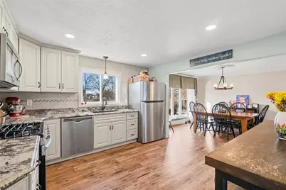 202 James Steet, West Leechburg, PA 15656 - Photo 3