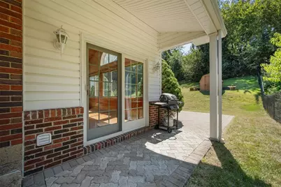 517 Dunn Dr, Pittsburgh, PA 15227 - Photo 41
