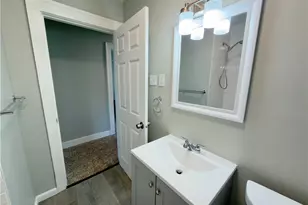 413 Sinton Ave, Pittsburgh, PA 15210 - Photo 13