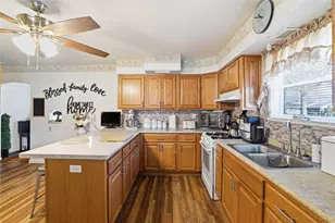 908 15th St, Forward Township, PA 15037 - Photo 17