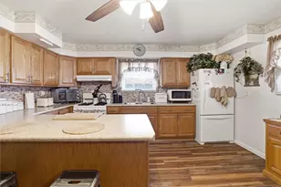 908 15th St, Forward Township, PA 15037 - Photo 11