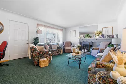 908 15th St, Forward Township, PA 15037 - Photo 7