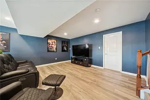 2002 Zoe Ln, Hempfield Township, PA 15601 - Photo 27