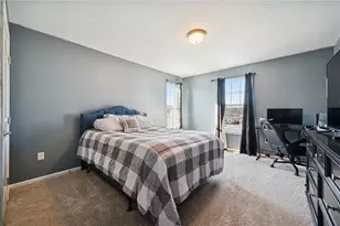2002 Zoe Ln, Hempfield Township, PA 15601 - Photo 23