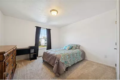 2002 Zoe Ln, Hempfield Township, PA 15601 - Photo 25