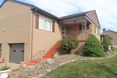 555 Fairway St, South Strabane, PA 15301 - Photo 3