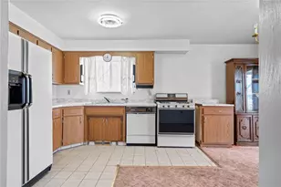 3818 Grant St, South Park, PA 15129 - Photo 11