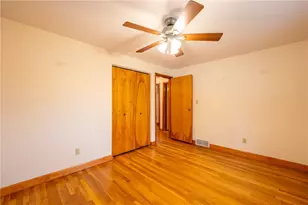 129 Franklin Dr, Greensburg, PA 15601 - Photo 15