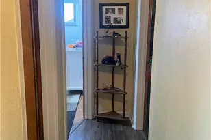 1114 Zenobia Dr, Coraopolis, PA 15108 - Photo 9