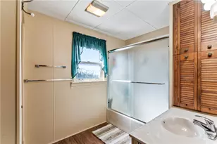 432 Holmes Ave, Baden, PA 15005 - Photo 33