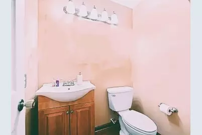 401 Lexington Dr, Hempfield Township, PA 15601 - Photo 9