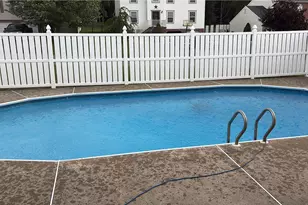 401 Lexington Dr, Southwest Greensburg Boro, PA 15601 - Photo 7