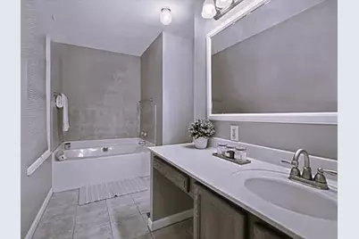 401 Lexington Dr, Southwest Greensburg Boro, PA 15601 - Photo 5