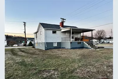 942 Brown St, Belle Vernon, PA 15012 - Photo 3