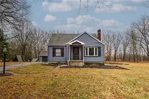 5782 N Edinburg Rd, Mahoning Township, PA 16116 - Photo 1
