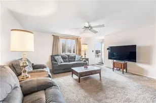 209 Glenmore Dr, Moon/Crescent Twp, PA 15108 - Photo 7