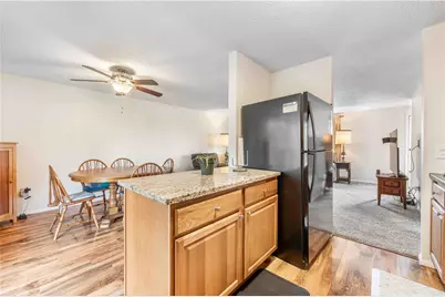 209 Glenmore Dr, Moon/Crescent Twp, PA 15108 - Photo 11