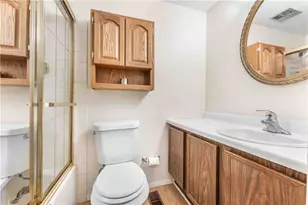 209 Glenmore Dr, Moon/Crescent Twp, PA 15108 - Photo 13