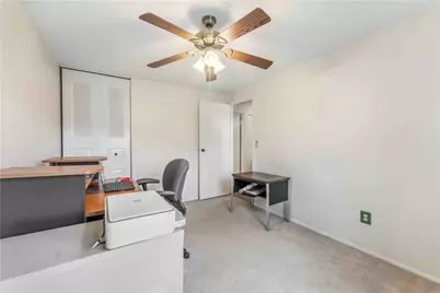 209 Glenmore Dr, Moon/Crescent Twp, PA 15108 - Photo 21