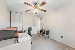 209 Glenmore Dr, Moon/Crescent Twp, PA 15108 - Photo 21