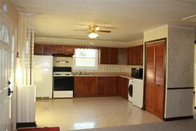 78 Ellsworth Ave Ext, Center Township-Homer City, PA 15748 - Photo 11