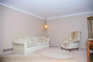 2811 Bowman Ave, McKeesport, PA 15132 - Photo 3